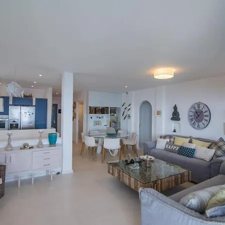 White-blue Luxury 2