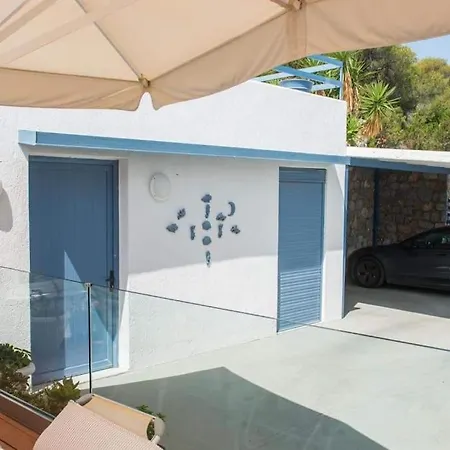 White-blue Luxury 2 Pefkali