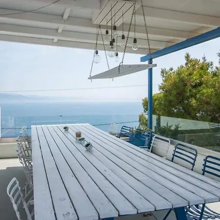 Villa White-blue Luxury 2