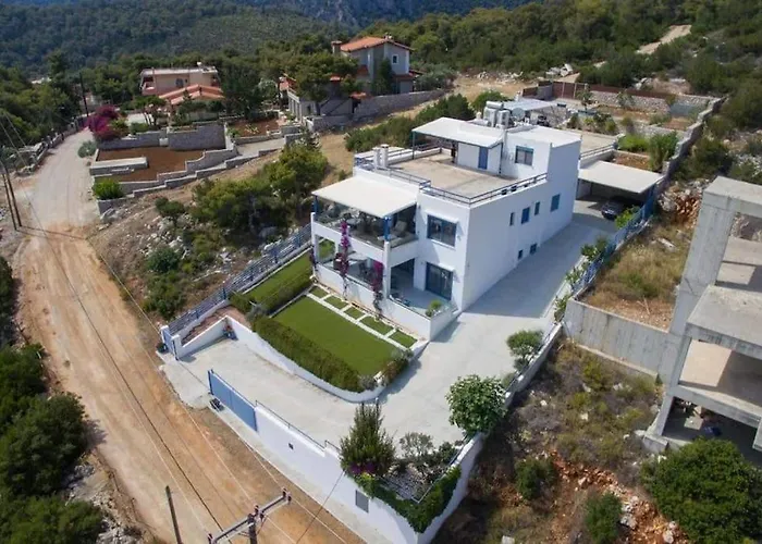White-blue Luxury 2