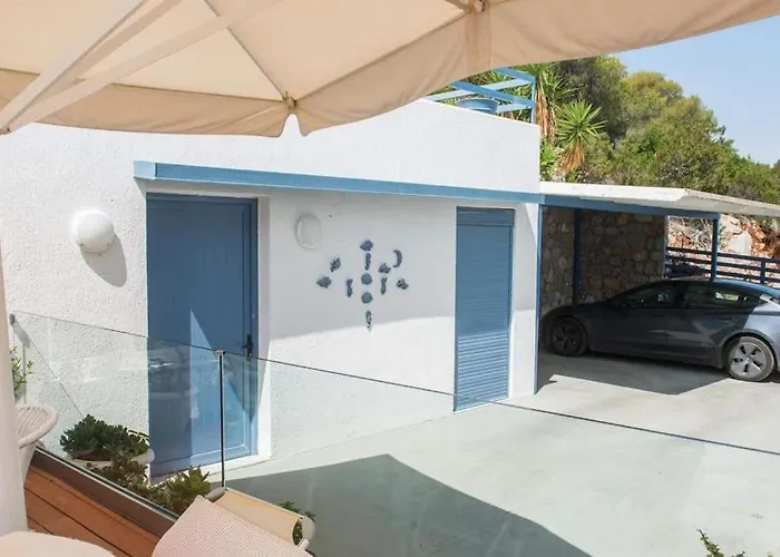 White-blue Luxury 2 Pefkali