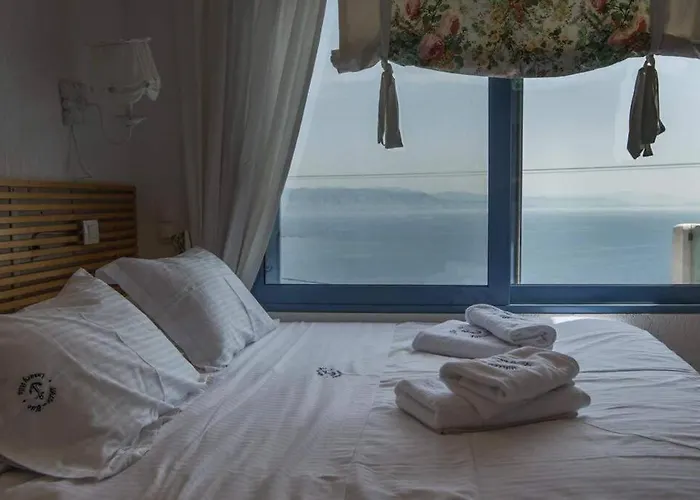 White-blue Luxury 2