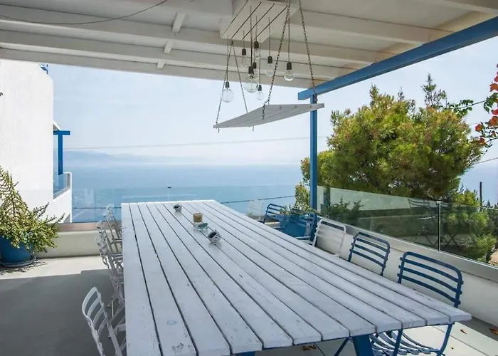 Villa White-blue Luxury 2