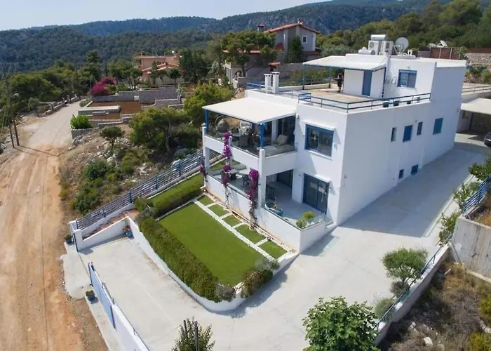Villa White-blue Luxury 2 Pefkali